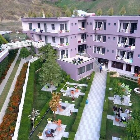 Hotel Puka Elbasan Exterior photo